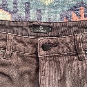 black volcom jean shorts